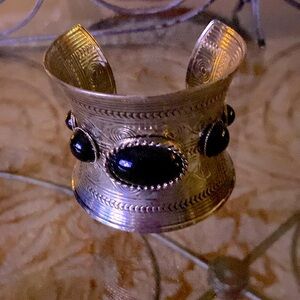 Wide metal cuff & two wide chunky bracelets! Great to complete any outfit!